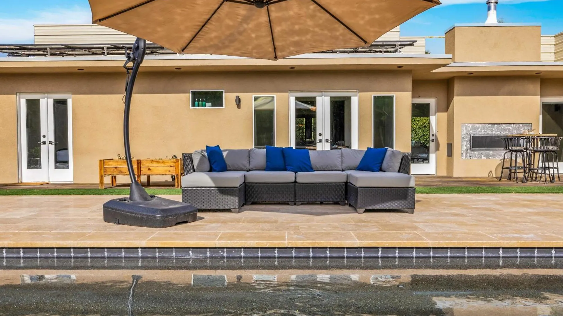 Mid-Century Elegance & Fun In Tahquitz River Estates パーム・スプリングス 別荘